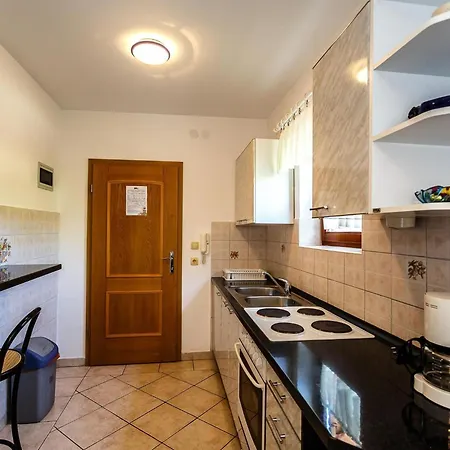 Comfortable And Sunny Krk - One Bedroom With Terrace Apartament *