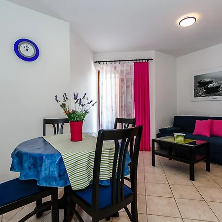 Comfortable And Sunny Krk - One Bedroom With Terrace Apartman *