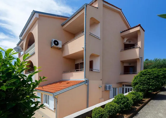 Comfortable And Sunny Krk - One Bedroom With Terrace Apartman *